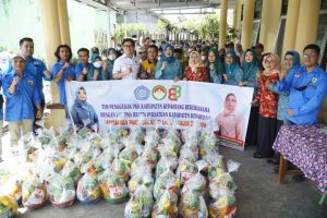 KNPI, TP-PKK, DWP berkolaborasi salurkan bantuan sembako ramadhan