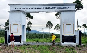 dilantik jadi kadinsos Pemda Kepahiang, Helmi Johan lirik pembangunan taman makam pahlawan