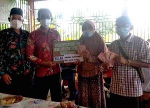 pemdes talang babatan salurkan BLT-DD tahap dua