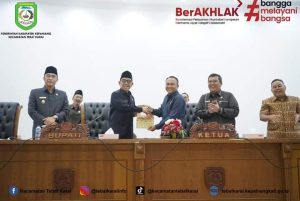 Raperda Desa Wisata dan Raperda APBD Tahun 2023 Disahkan Jadi Perda