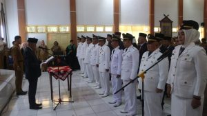 Bupati Bungo Lantik Dan Kukuhkan Sejumlah Pejabat Administrator Di Lingkungan Pemkab Bungo