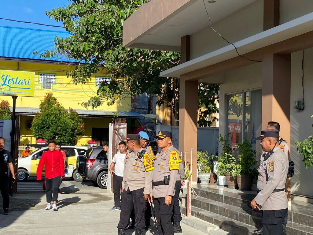 Pastikan Perayaan Ibadah Natal Berjalan Aman, Kapolresta Gorontalo Kota Cek Pengamanan Gereja