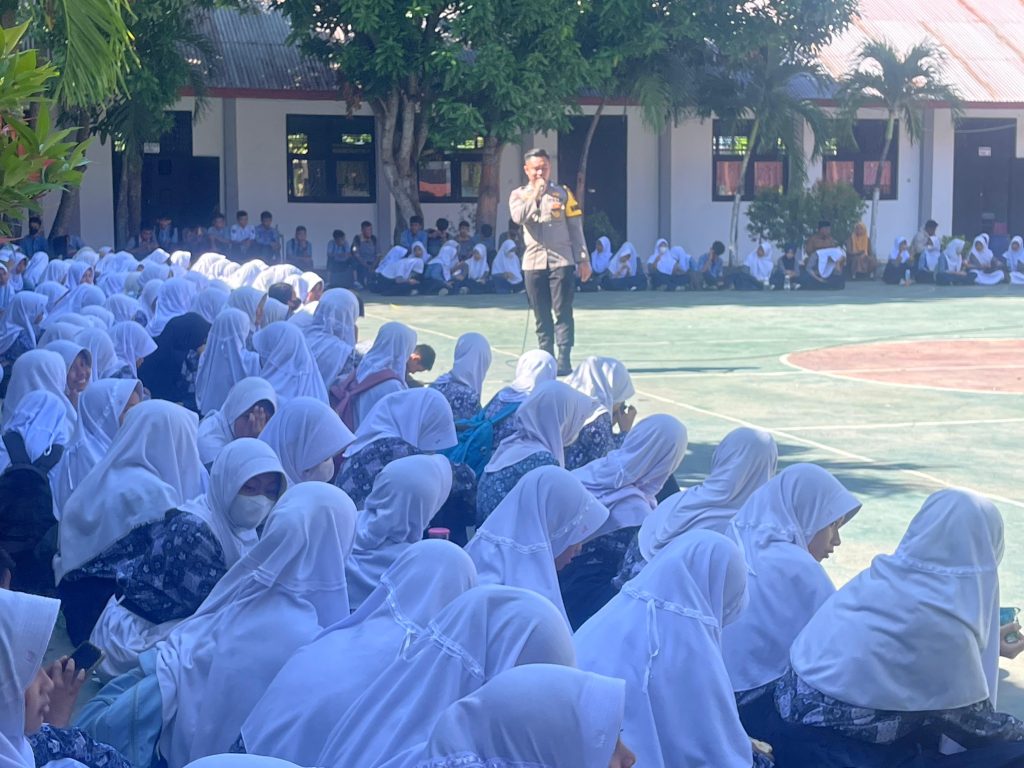 Polsek Kota Selatan Lakukan Sosialisasi ke Sekolah Untuk Cegah Kenakalan Remaja