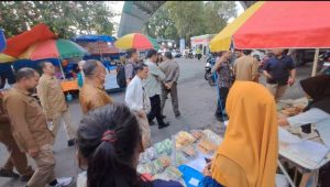 Sekedar Datangi Pedagang Takjil, Warga Sebut Bupati Nelson Banyak Tanya Tidak Membeli