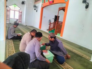 Tidak Laksanakan Apel Pagi,Personil Polresta Gorontalo Kota Kena Sanksi Membaca Alquran