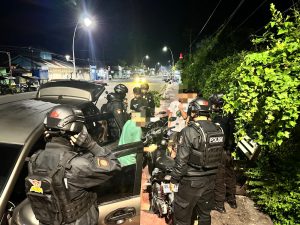 Tindak Lanjuti Laporan Masyarakat, Sat Samapta dan Polsek Kota Utara Bubarkan Remaja Yang Nongkrong Malam Di Jl. Andalas