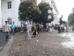 Dukung Program 100 Hari Kinerja Bupati, Sekretariat DPRD Kepahiang Laksanakan Kegiatan Jum’at Bersih